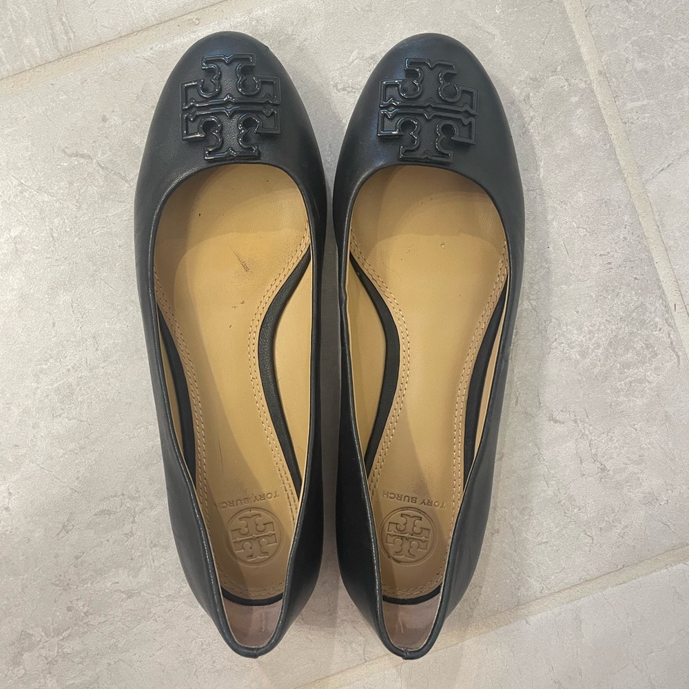 Tory Burch Melinda Flat - Powder Coated North Leather - Picture 3 of 7